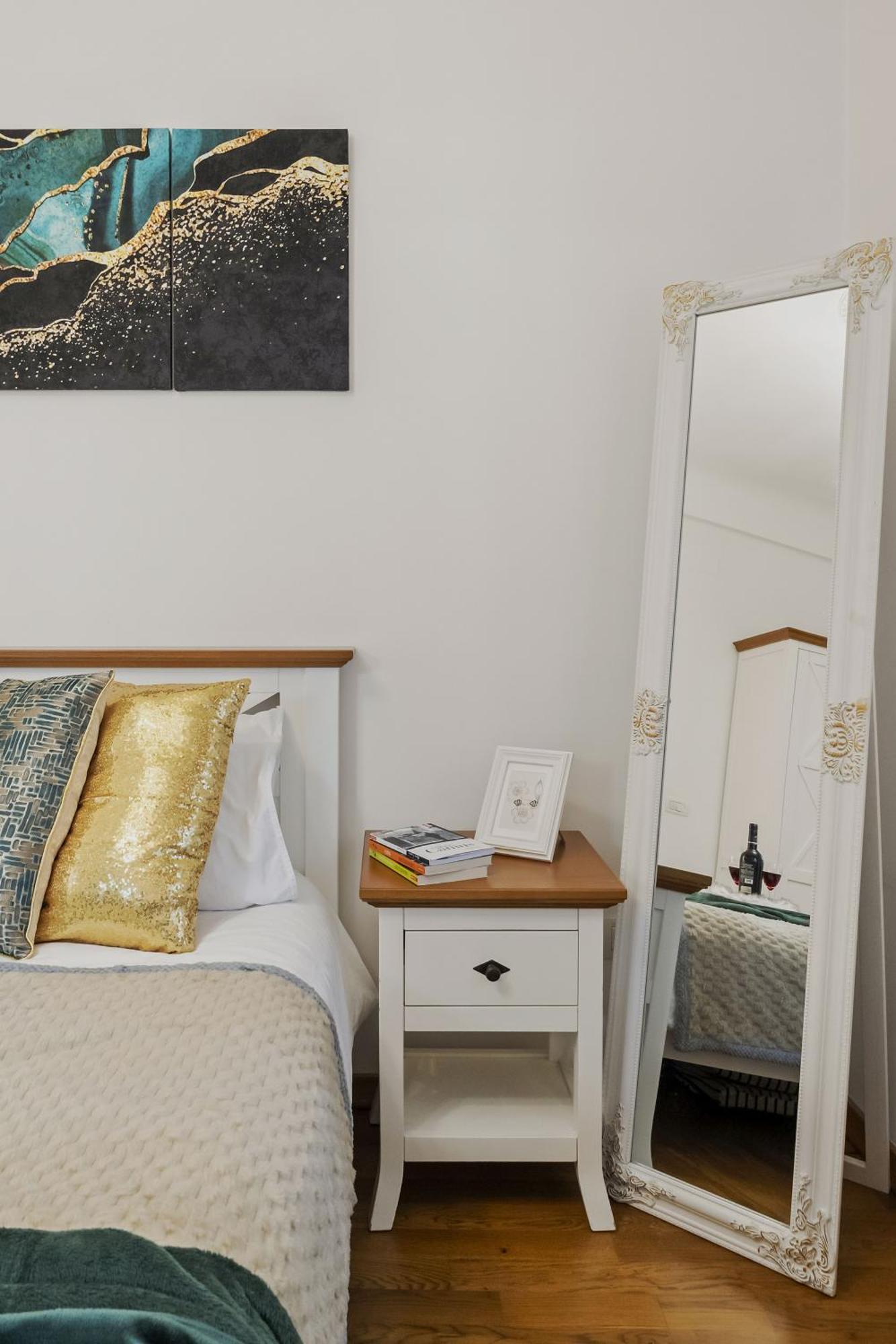 Sweet Luxury Three Rooms Apartment City Center Universitate Bükreş Dış mekan fotoğraf